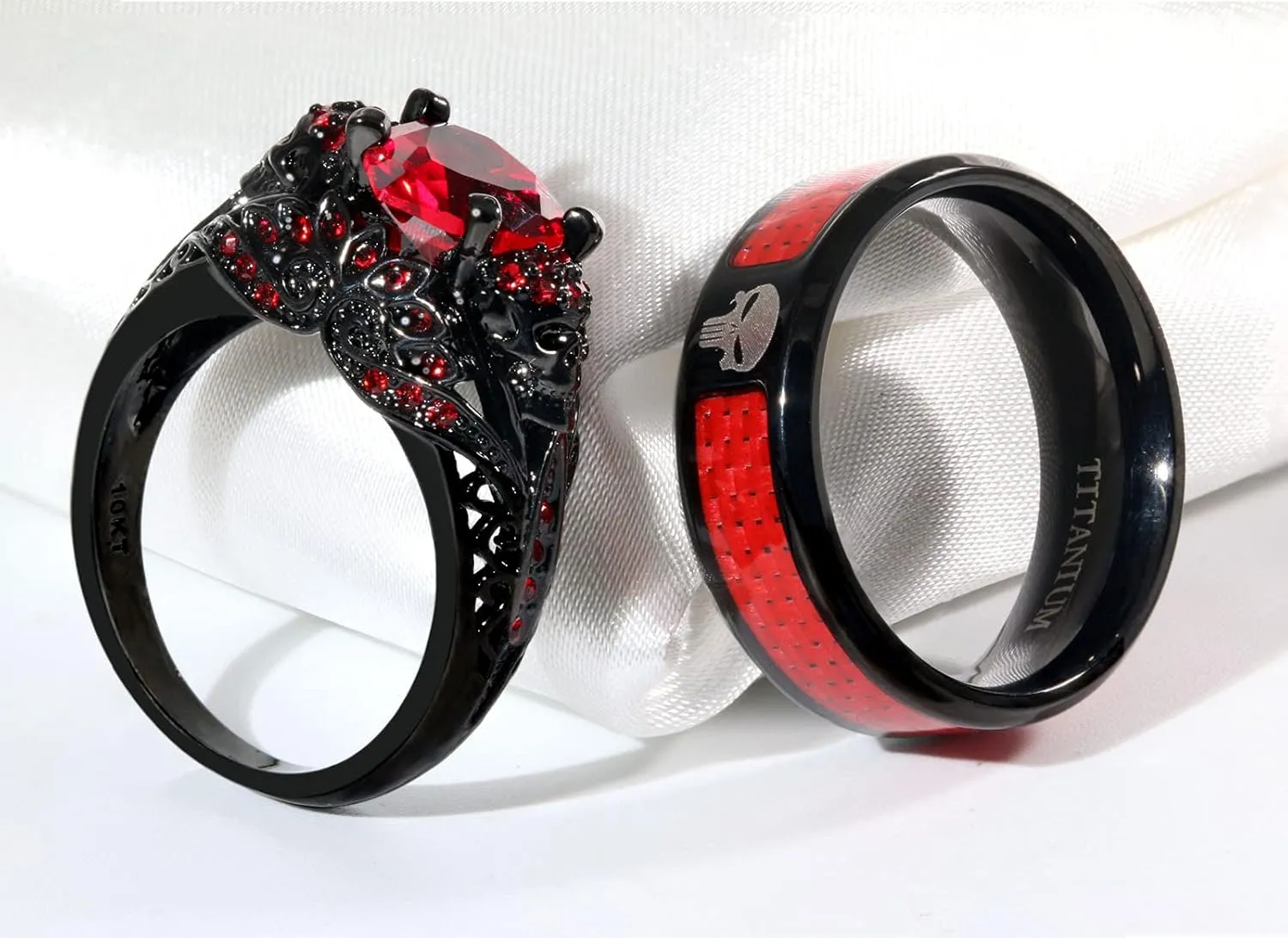 2 Skull Rings His and Hers Couple Rings Skeleton Black Rings Heart Red Cz Womens Wedding Ring Punk Titanium Steel Mens Wedding Bands