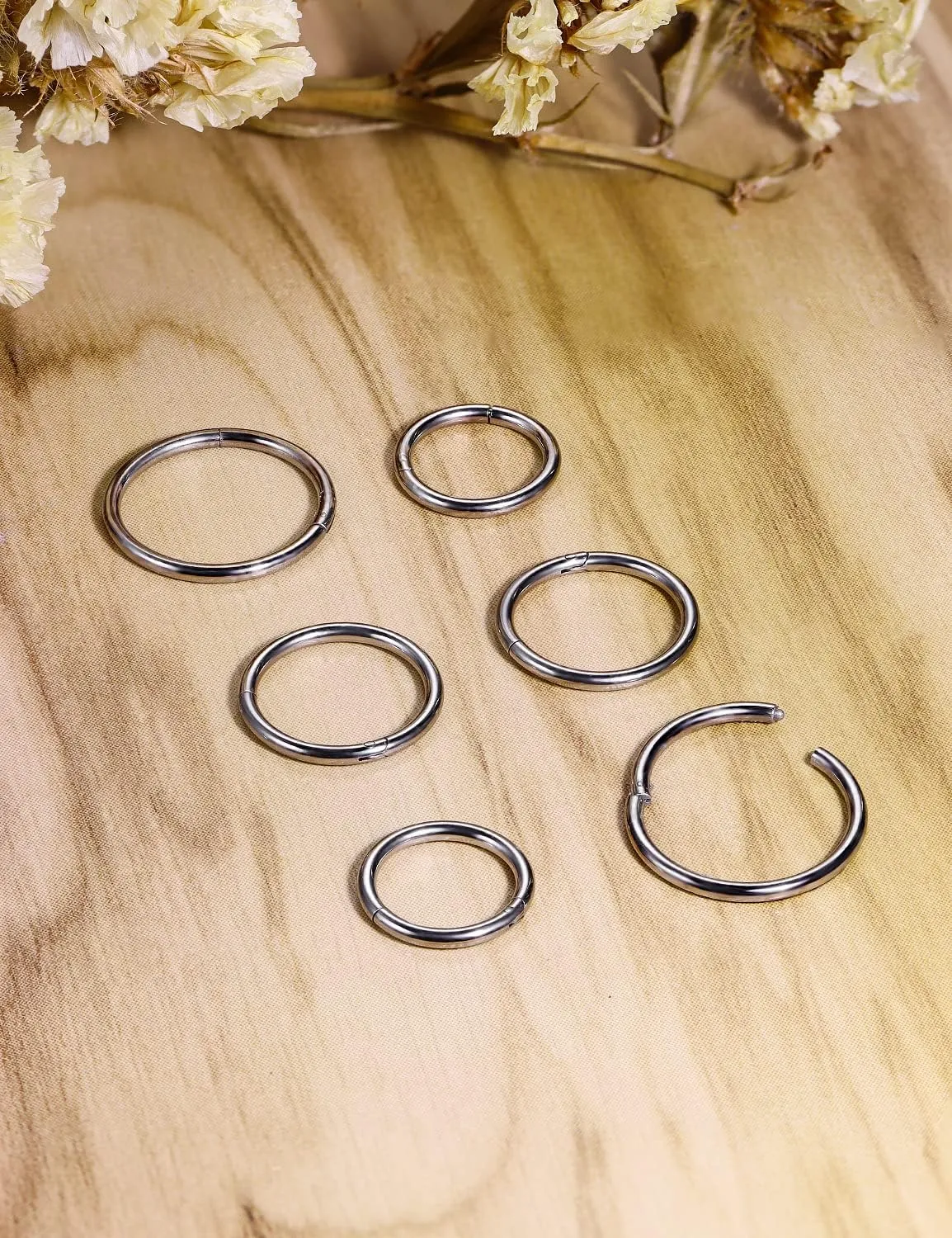 3 Pairs 18G 16G 14G Nose Rings Hoops 316l Surgical Steel Septum Jewelry Hinged Segment Clicker Ring Lip Ring Cartilage Tragus Rook Earrings Hoop 6mm 8mm 10mm 12mm Silver Black for Women Men