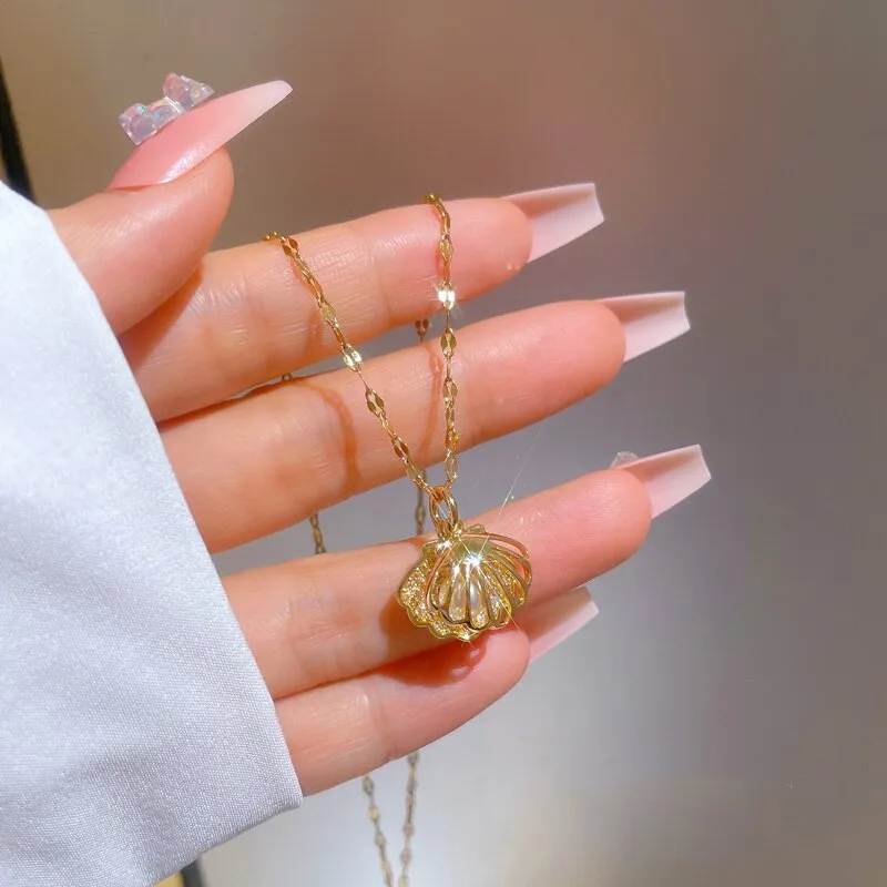 316L Stainless Steel Hollow Shell Imitation Pearl Pendant Necklace
