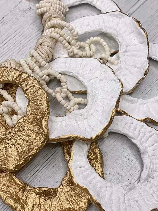 Alisha D Paper Mache Art Décor Necklace Papier-Mâché Double Layered