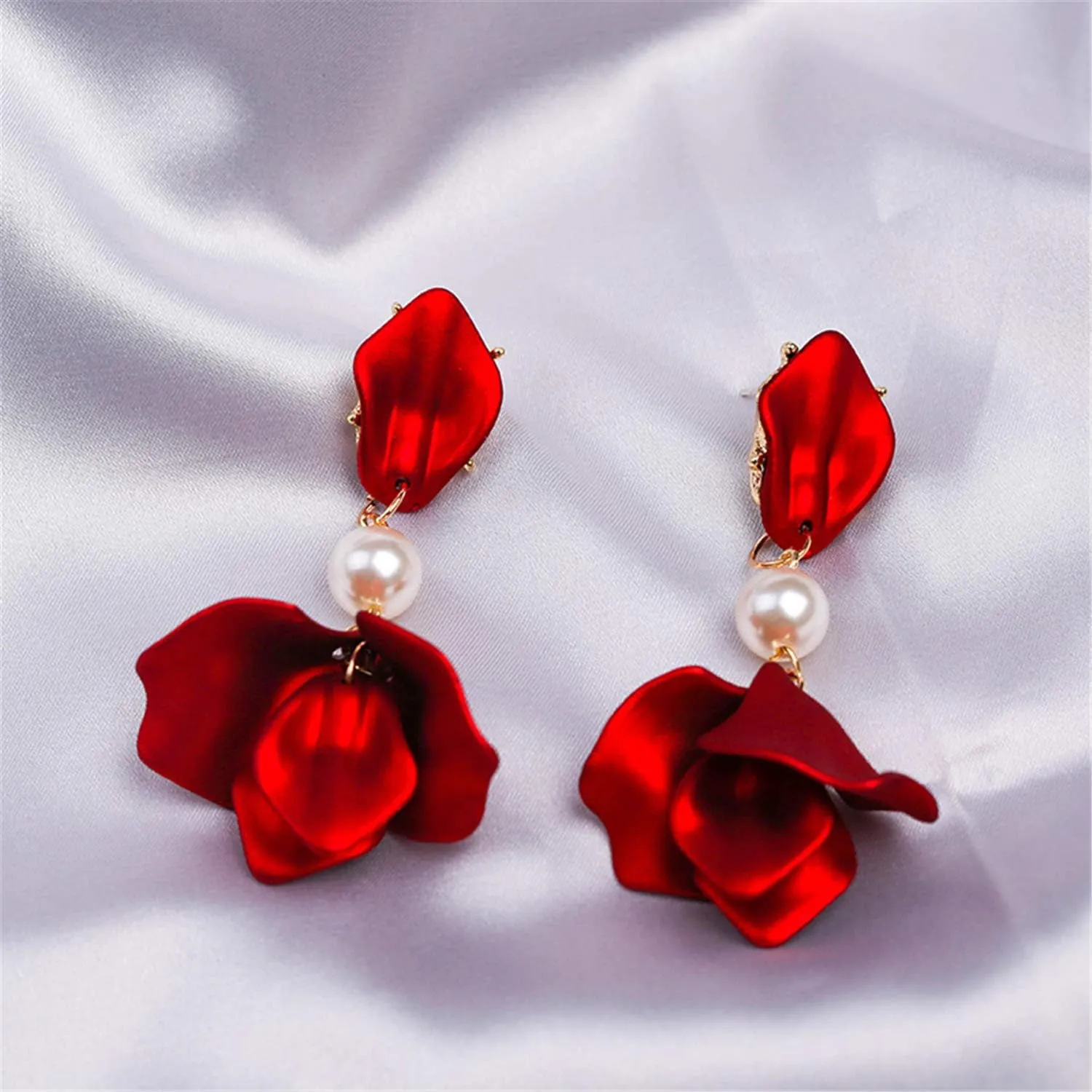 ANDPAI Chic Elegant Boho Red Rose Petal Dangle Resin Earrings - Long Drop Acrylic Tiered Matte Flower Earrings - Statement Exaggerated Floral Tassel Earrings for Women