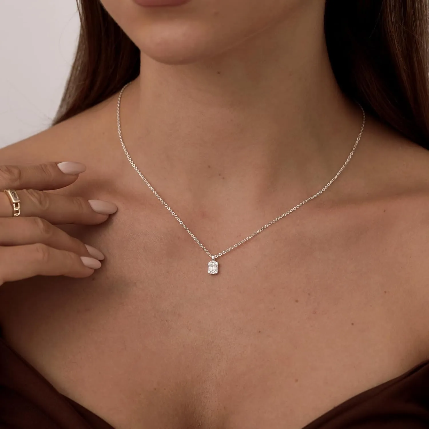 ASCOMY Dainty CZ Diamond Solitaire Pendant Necklaces for Women 14K Gold Plated Single Round Cubic Zirconia Square Simulated Diamond Choker Necklace Bride Bridesmaid Weeding Jewelry Gifts