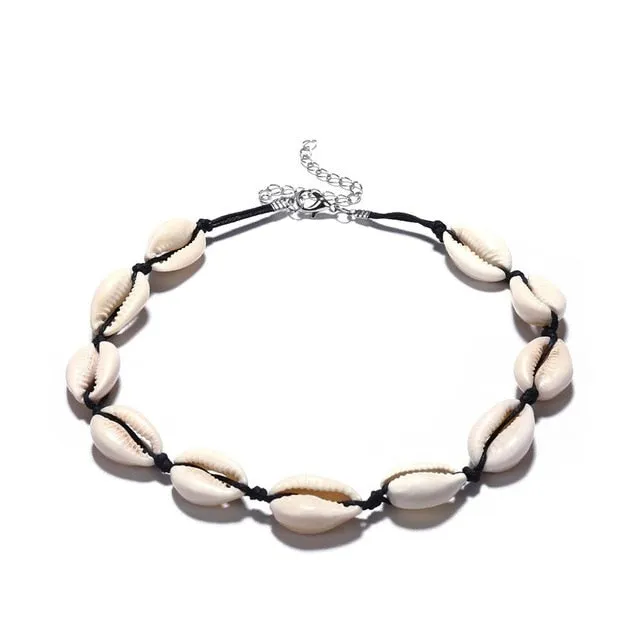 Bohemian Beach Shell Necklace Natural Seashell Collar Choker Black White Rope Chain for Women Charm Conch Cowrie Summer Jewelry