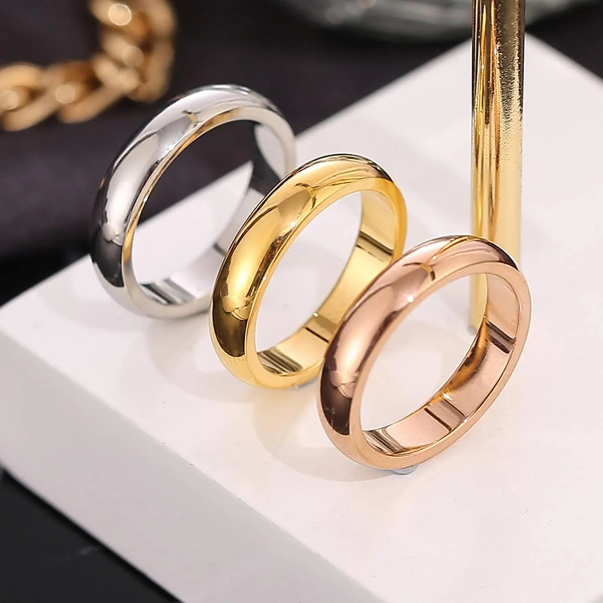 CCBFY 2 MM 4 MM Stainless Steel Ring Jewel Roman Numerals Stackable High Polish Plain Dome Tarnish Resistant Comfort Fit Ring Wedding Band Size 3-15