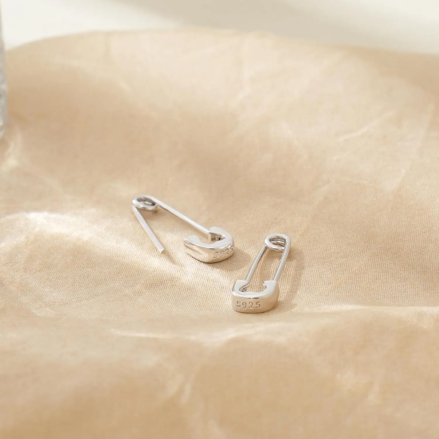 CHIC & ARTSY 925 Sterling Silver Safety Pin Earrings Punk Style Paperclip Earrings Unisex - Solidarity Peace