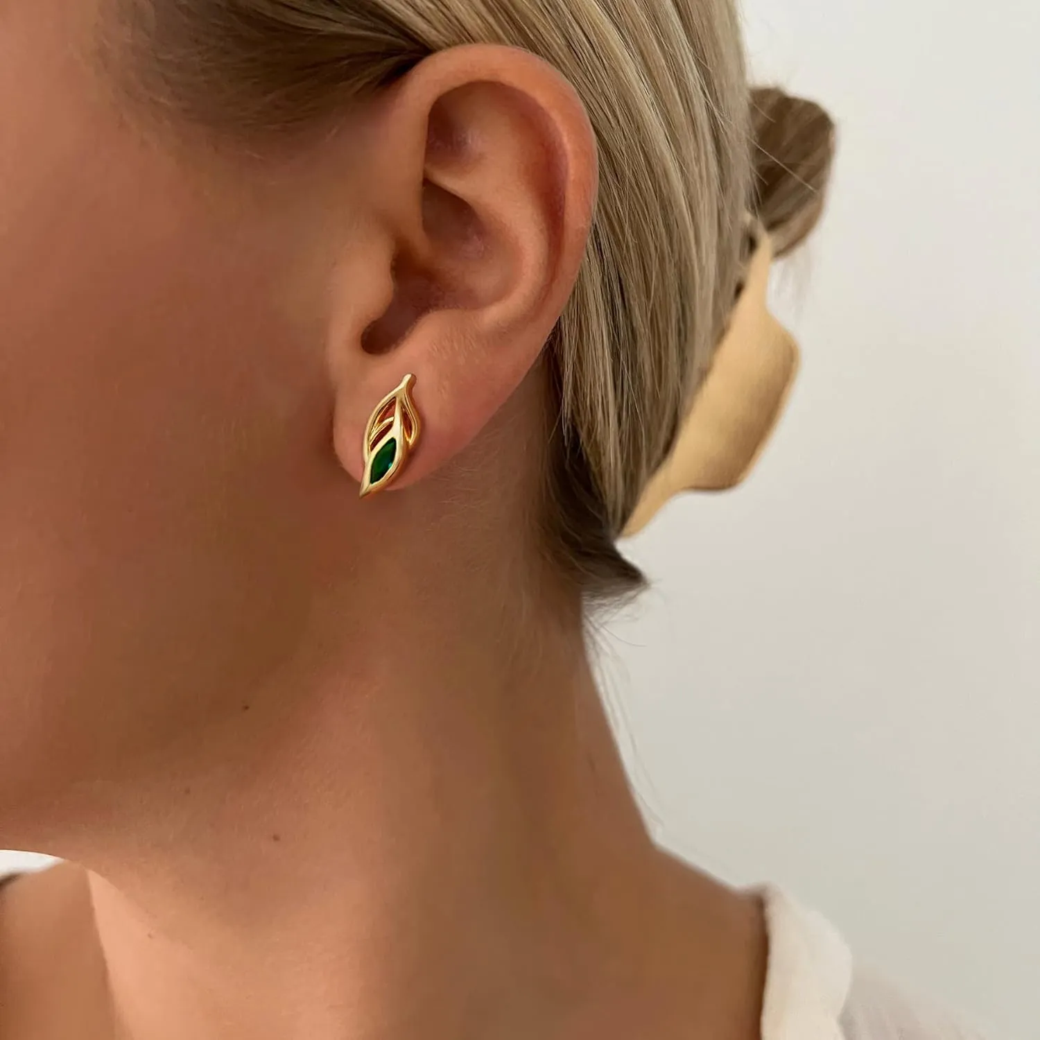 CHIC & ARTSY Plant Earrings 925 Sterling Silver Plant Stud Earrings for Women Hypoallergenic Bamboo Leaf Stud Earrings