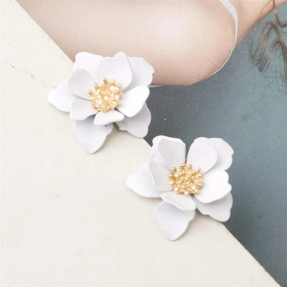 Chic Cute Boho Matte Flower Statement Stud Earrings with Gold Flower Bud for Women Sister Mom Lover and Friends
