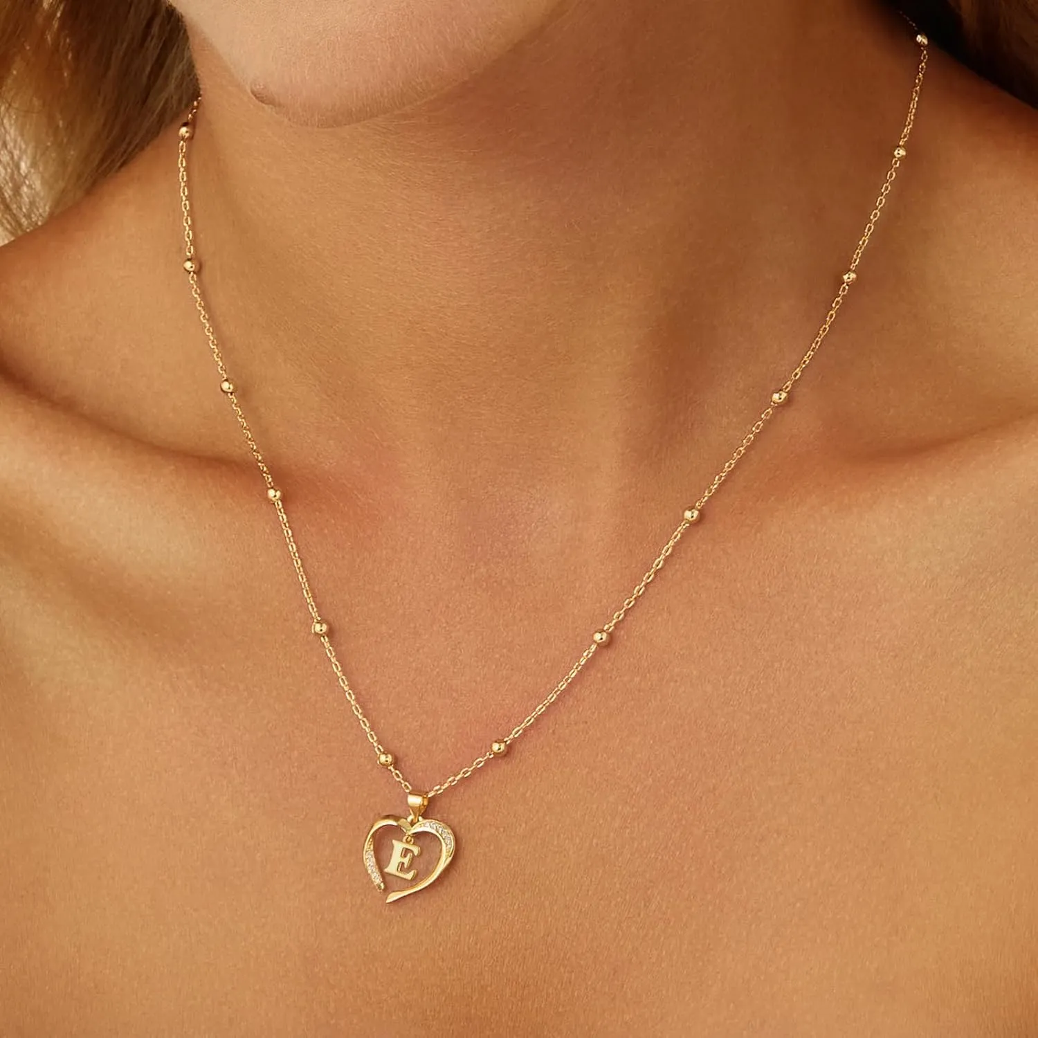 Cicy Bell Womens Heart Initial Necklace for Women 18k Gold Plated Shell Personalized Letter Pendant Necklace 17.7'' with 2'' Extender