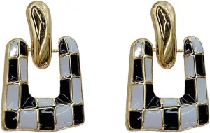 Elegant 60s 70s Vintage Black And White Grid Dangle Drop Earrings for Women 14K Gold Plated Dangle Earrings Bar Birthday Party Jewelry