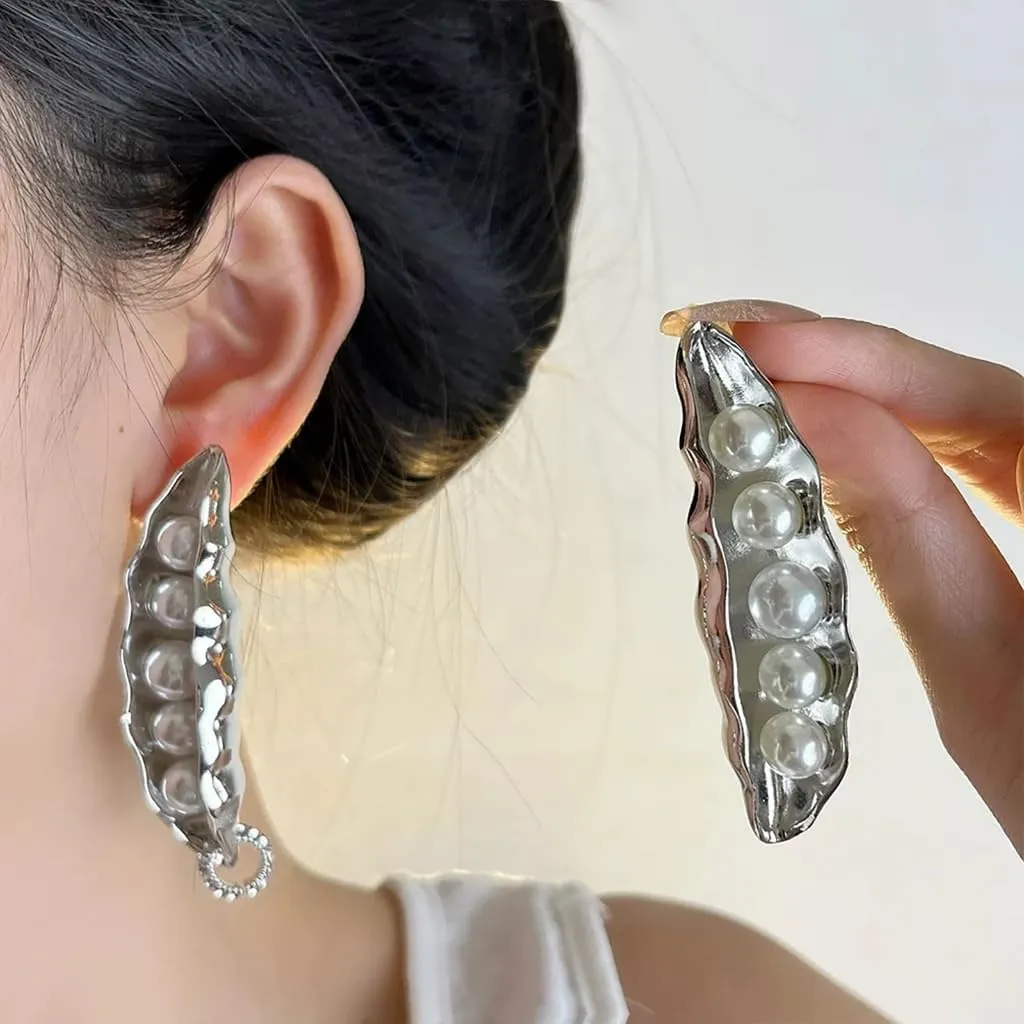 Fashionable Metal Plated Earrings Accessory for Women with Pea Styles and Artificial Pearls Statement Jewelry