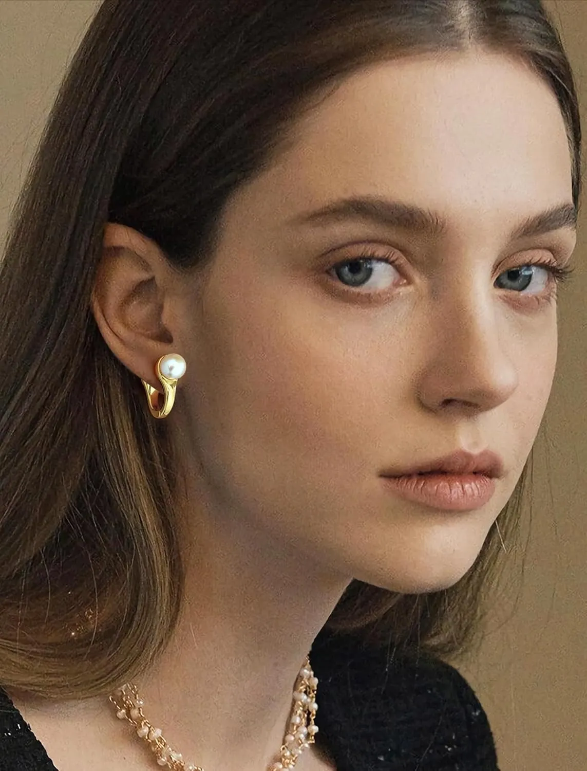 Gold Hoop Earrings for Women Trendy Small Gold Huggies 14K Elegant Hoop Studs Hypoallergenic Statement Earrings for Wedding Party
