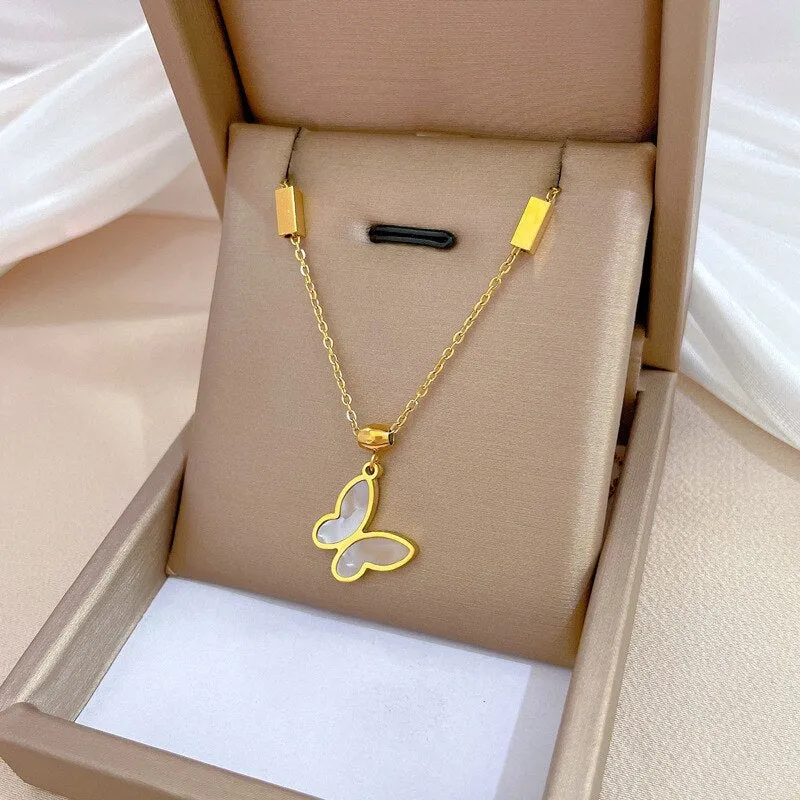 Gold Plated Charming Natural Shells Butterfly Neckalce For Women