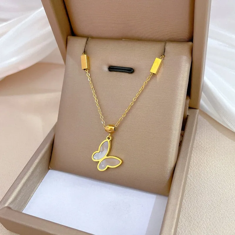 Gold Plated Charming Natural Shells Butterfly Neckalce For Women