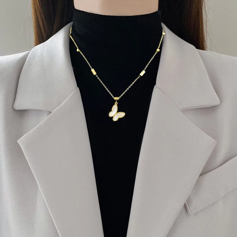 Gold Plated Charming Natural Shells Butterfly Neckalce For Women