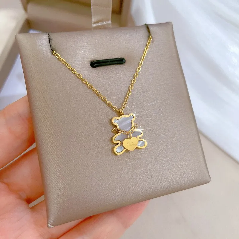Gold Plated  Natural Shells Cute Bear Pendant Neckalce For Women