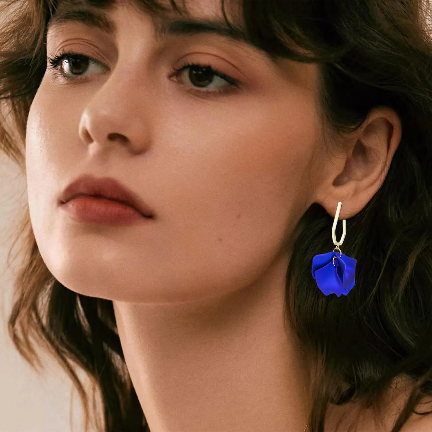 Halawly Acrylic Rose Petal Earrings Dangle Flower Trendy Elegant Earrings Drop Statement Floral Tassel Earrings for Women Jewelry