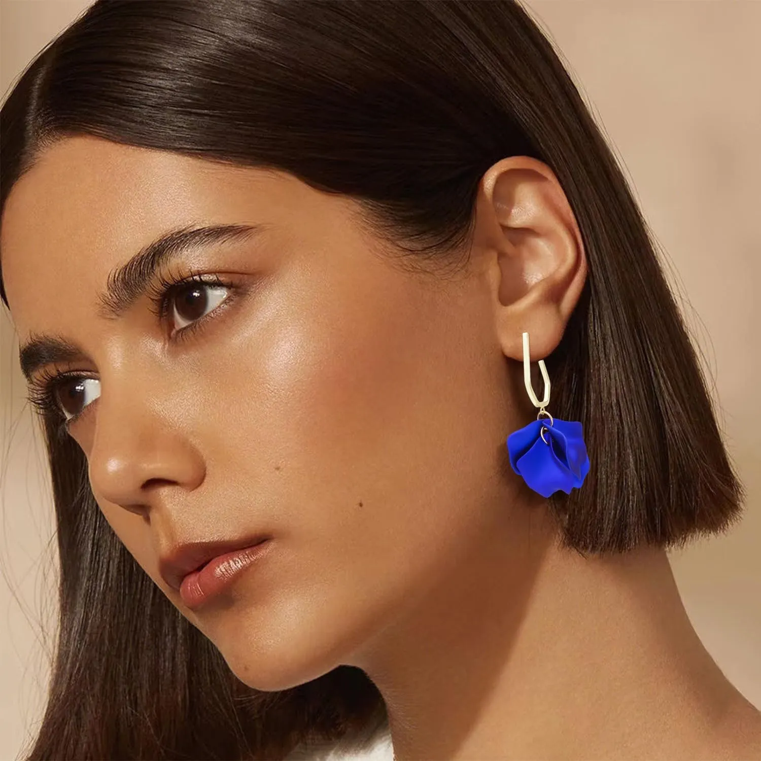 Halawly Acrylic Rose Petal Earrings Dangle Flower Trendy Elegant Earrings Drop Statement Floral Tassel Earrings for Women Jewelry