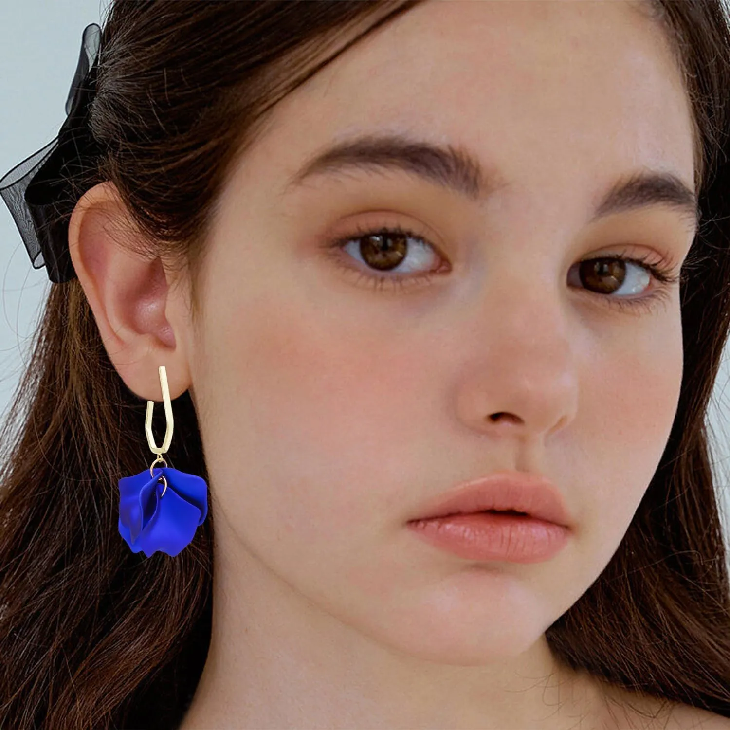 Halawly Acrylic Rose Petal Earrings Dangle Flower Trendy Elegant Earrings Drop Statement Floral Tassel Earrings for Women Jewelry