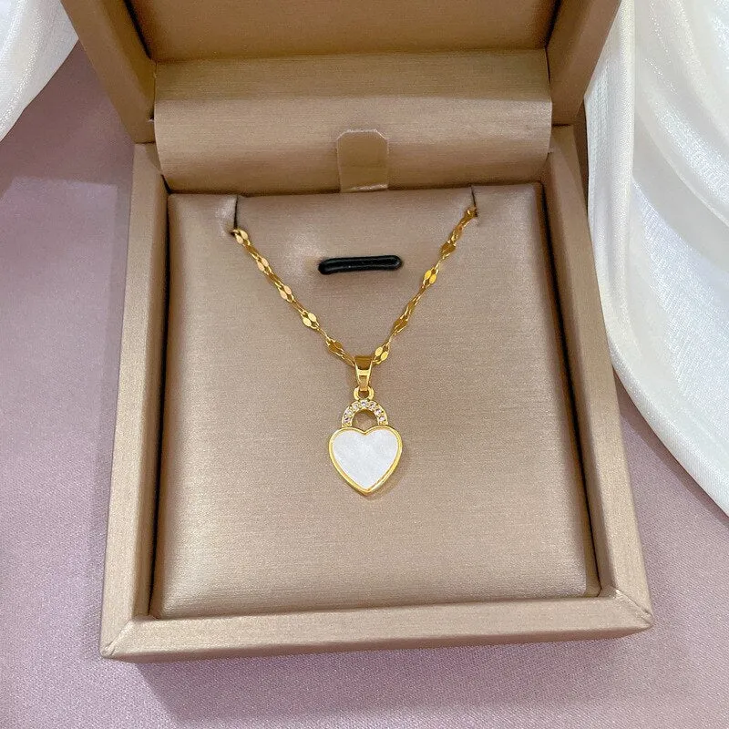 Heart White Shell Pendant Necklace for Women