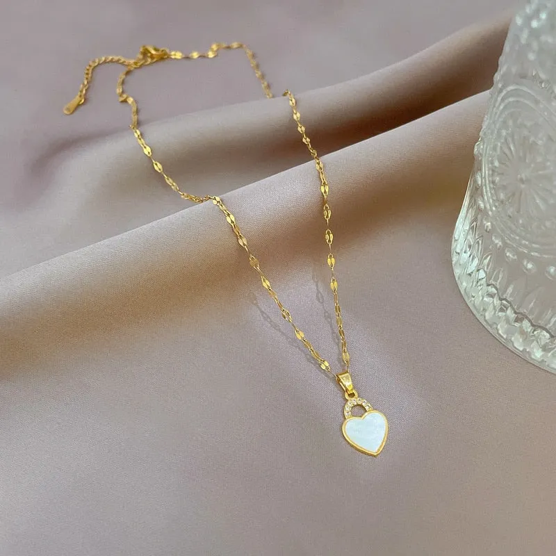 Heart White Shell Pendant Necklace for Women