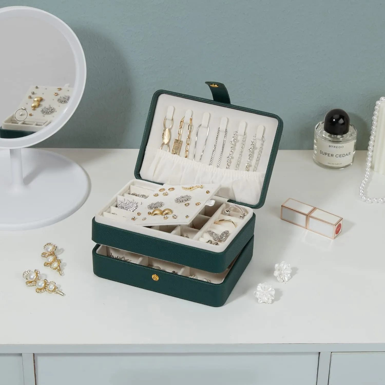 Jewelry Box for Women and Girls, PU Leather Made Jewelry Organizer, 3 Layers Jewelry Storage for Rings, Earings, Necklaces, Bracelets, Valentines Day Gifts (Green Small)