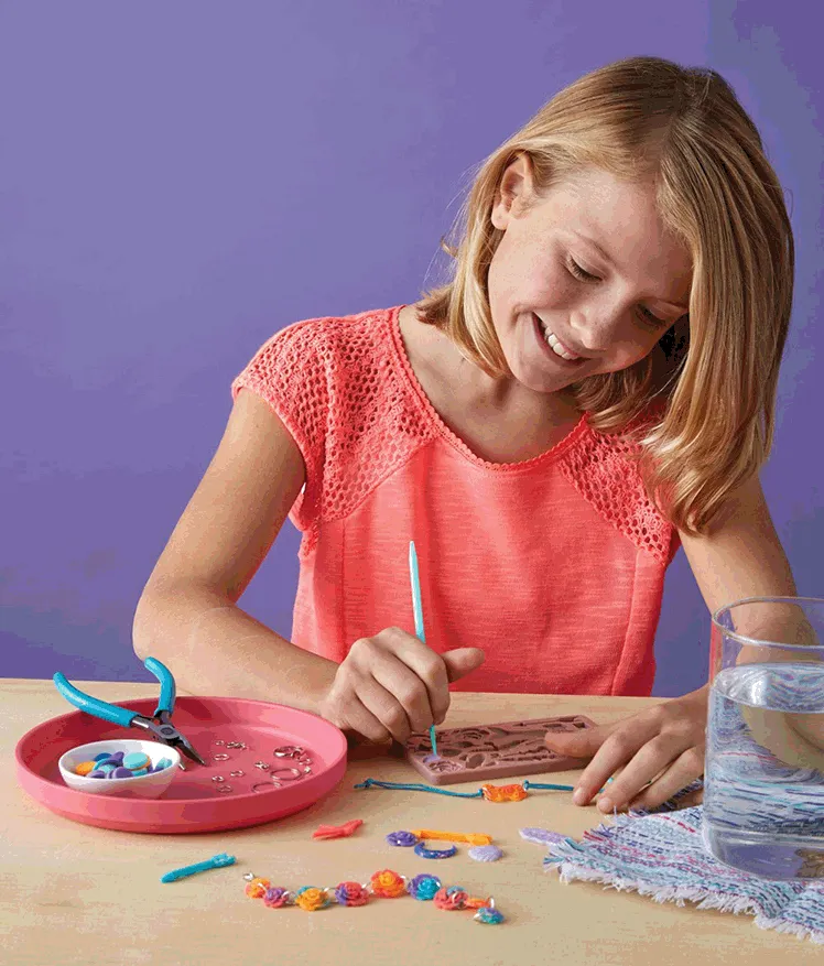 KLUTZ : Melt and Mold Jewelry