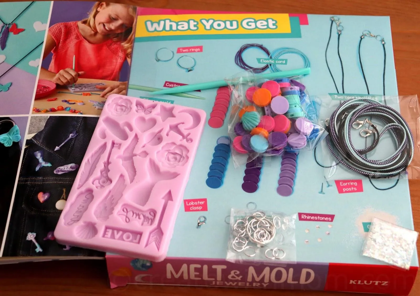 KLUTZ : Melt and Mold Jewelry