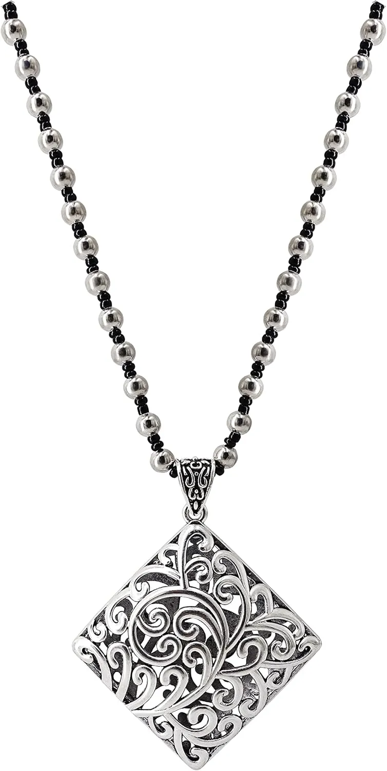 Long Pendant Necklaces for Women Sweater Chain Fashion Statement Jewelry