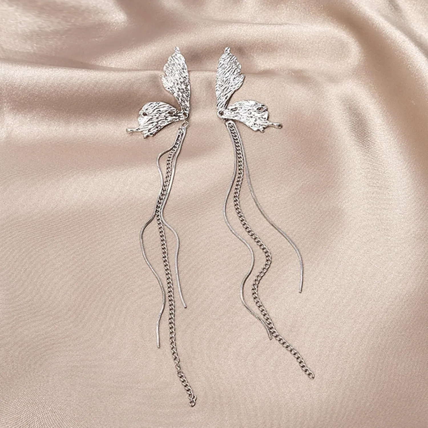 Purple Crystal Butterfly Tassel Earrings for Women,Dainty Vivid Pearl Butterfly Drop Dangle Earrings 3D Long Insect Fairy Earrings Fashion Party Jewelry