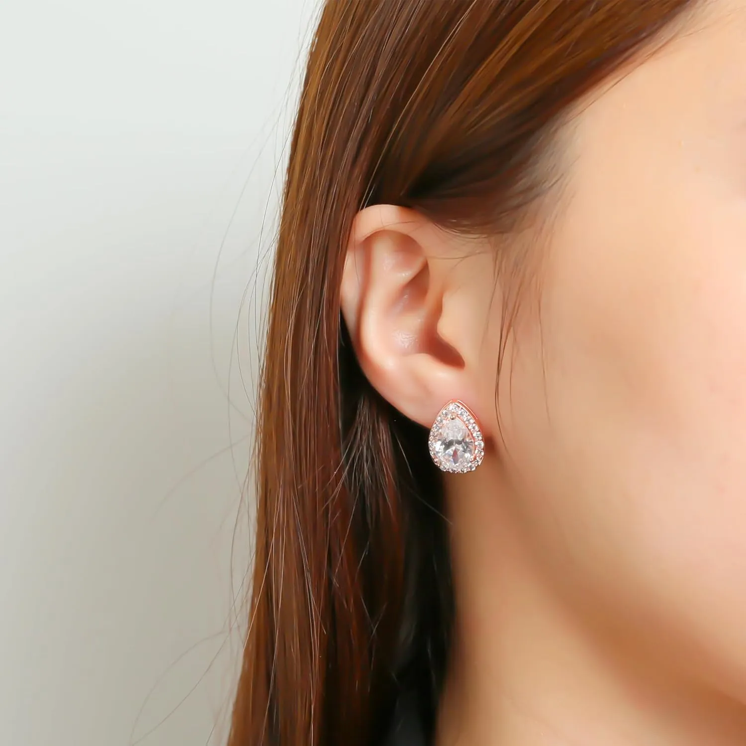 Rhinestone Heart Shape Glitter Crystal Stud Earrings for Women,Sparkly Elegant Wedding Prom Earrings Jewelry Gift