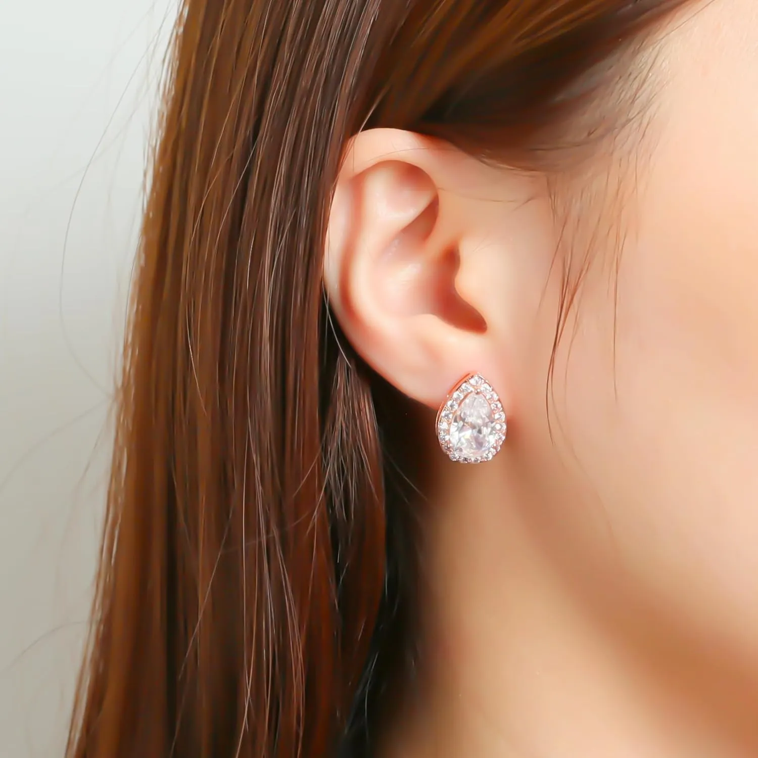 Rhinestone Heart Shape Glitter Crystal Stud Earrings for Women,Sparkly Elegant Wedding Prom Earrings Jewelry Gift