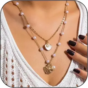 Shell Necklace Gold Layer Seashell Necklaces for Women Boho Beach Shell Necklaces Summer Vacation Pearl Starfish Necklace