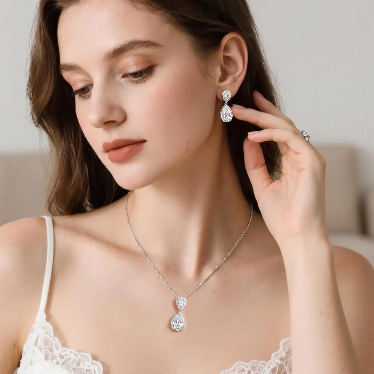 UDYLGOON Elegant Bride Bridesmaid Teardrop Necklace Earrings Set Cubic Zirconia Wedding Prom Jewelry Set
