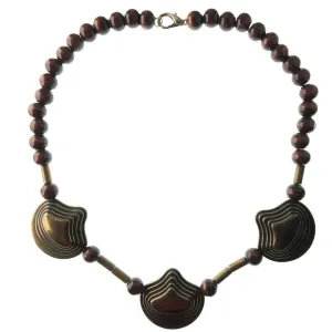 Vintage necklace with wooden beads