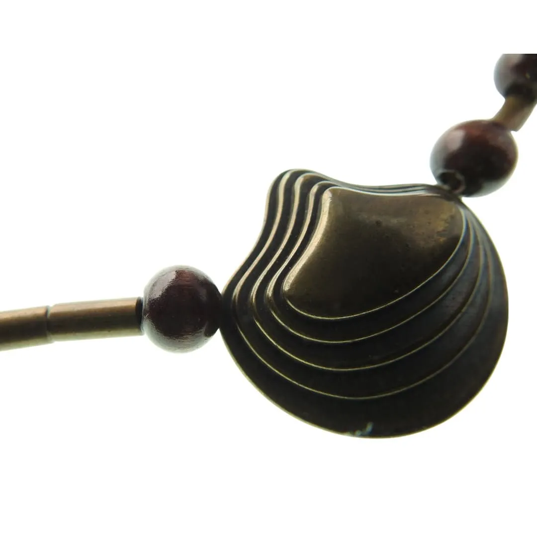 Vintage necklace with wooden beads