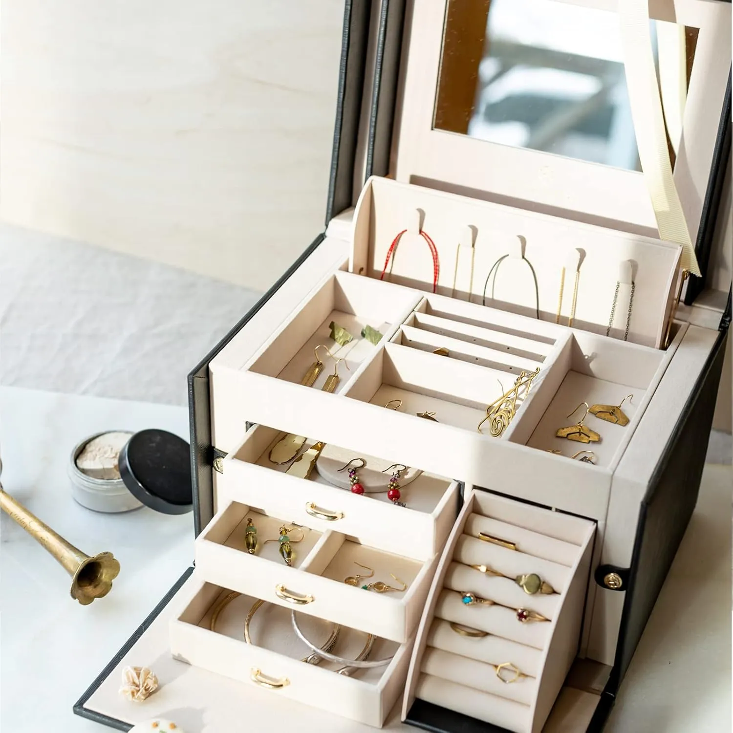 Vlando Jewelry Box Organizer for Girls Women, Large Baroque Jewelry Holder Organizer with Mirror, 3 Drawers for Bracelets, Earrings, Rings, Necklaces, Mothers Day Gifts for Loved One, Black