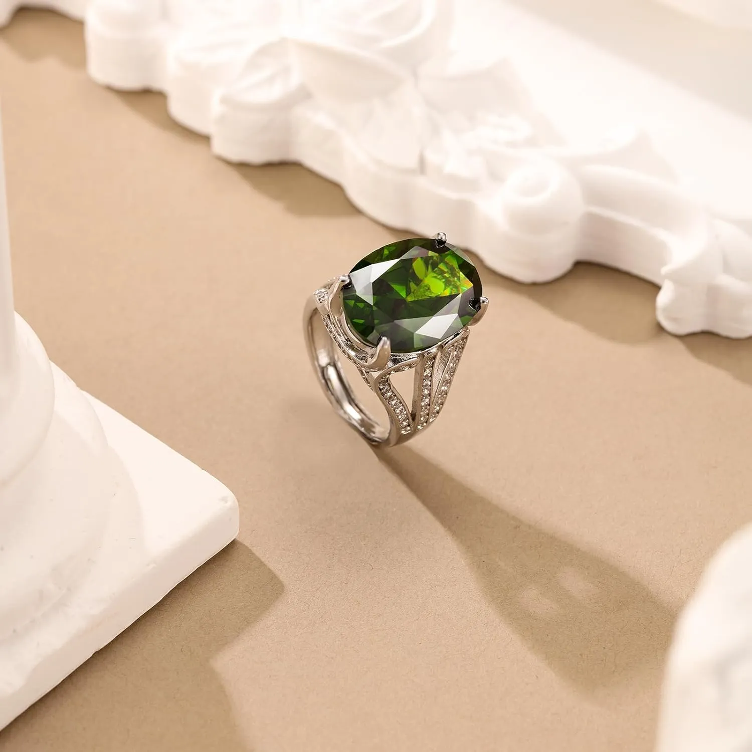 Waimore Green Ring Elegant Hypoallergenic for Women Jewelry with Round Square Princess Cut Birthstone Gemstone Elegant Split Band Design, for Wedding Anniversary Party and Gift