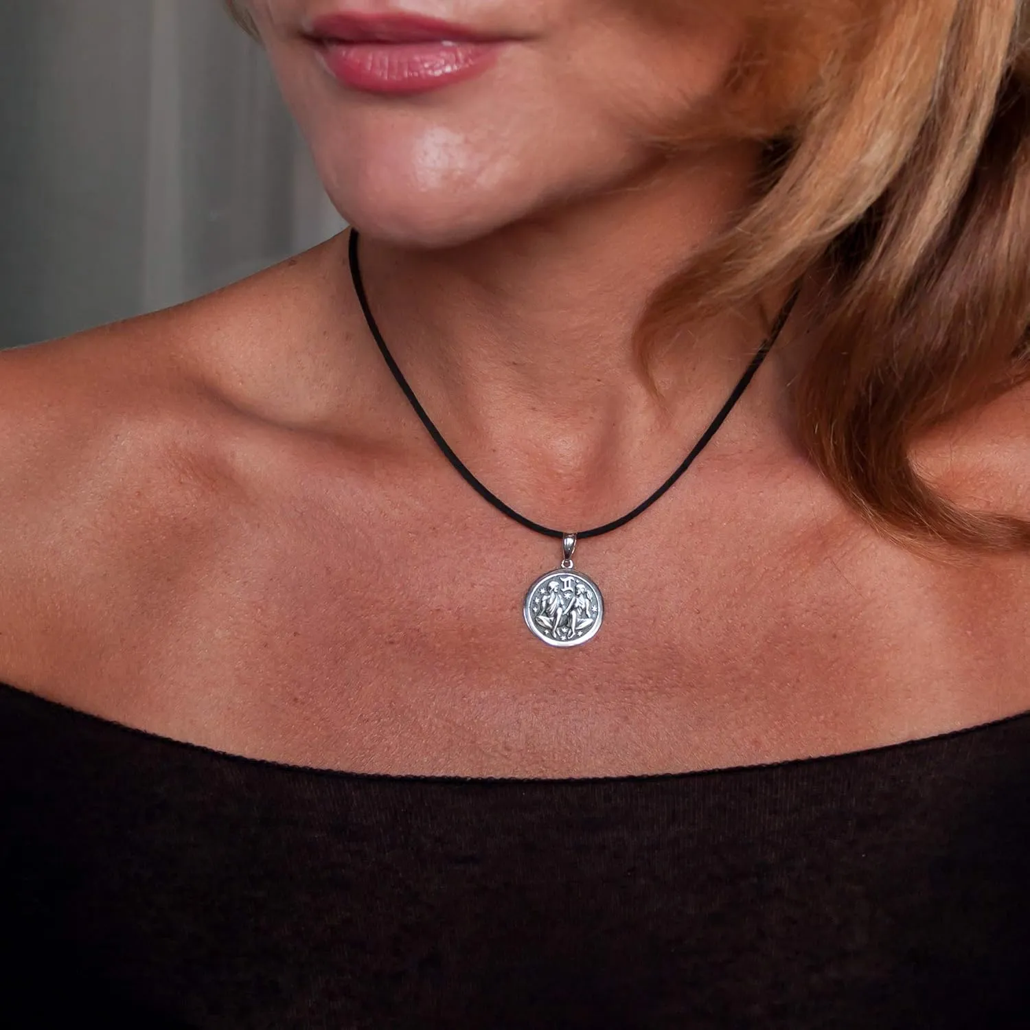 Zodiac Sign Pendant Necklace 925 Sterling Silver Horoscope Medallion Coin Disc Choker Charm Constellation Astrology Jewelry for Men Women