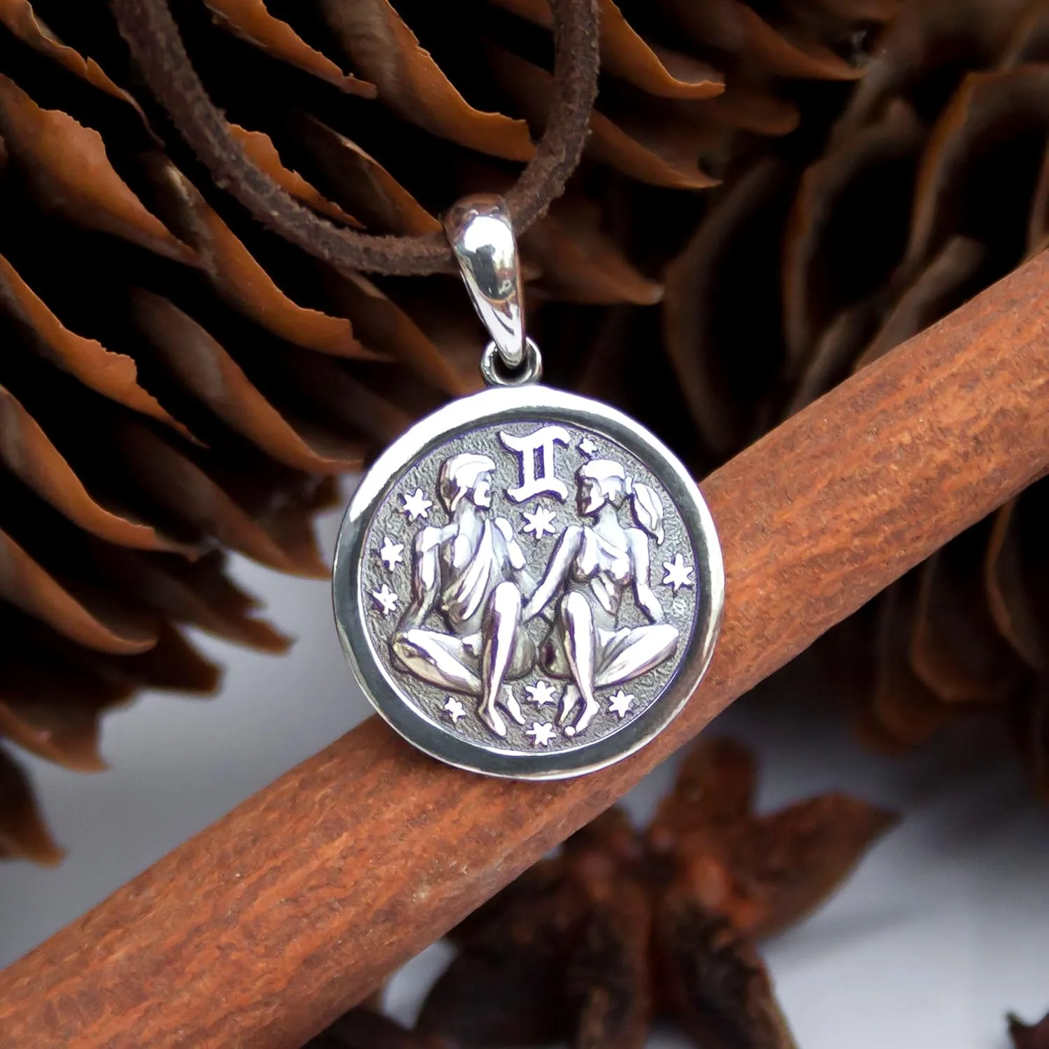 Zodiac Sign Pendant Necklace 925 Sterling Silver Horoscope Medallion Coin Disc Choker Charm Constellation Astrology Jewelry for Men Women